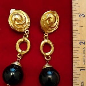 Vtg.  1980's Matte Gold Tone Gloss Black Ball Drop Clip Earrings